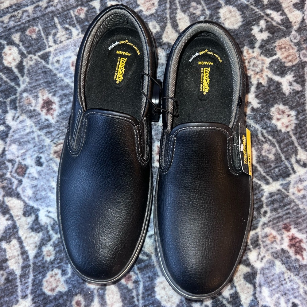 Tredsafe nonslip shoes